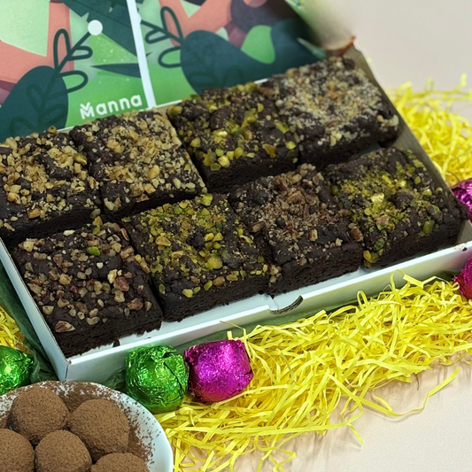Beetroot Brownie & Truffle Box (Pack of 8 Brownies & 6 Truffles)